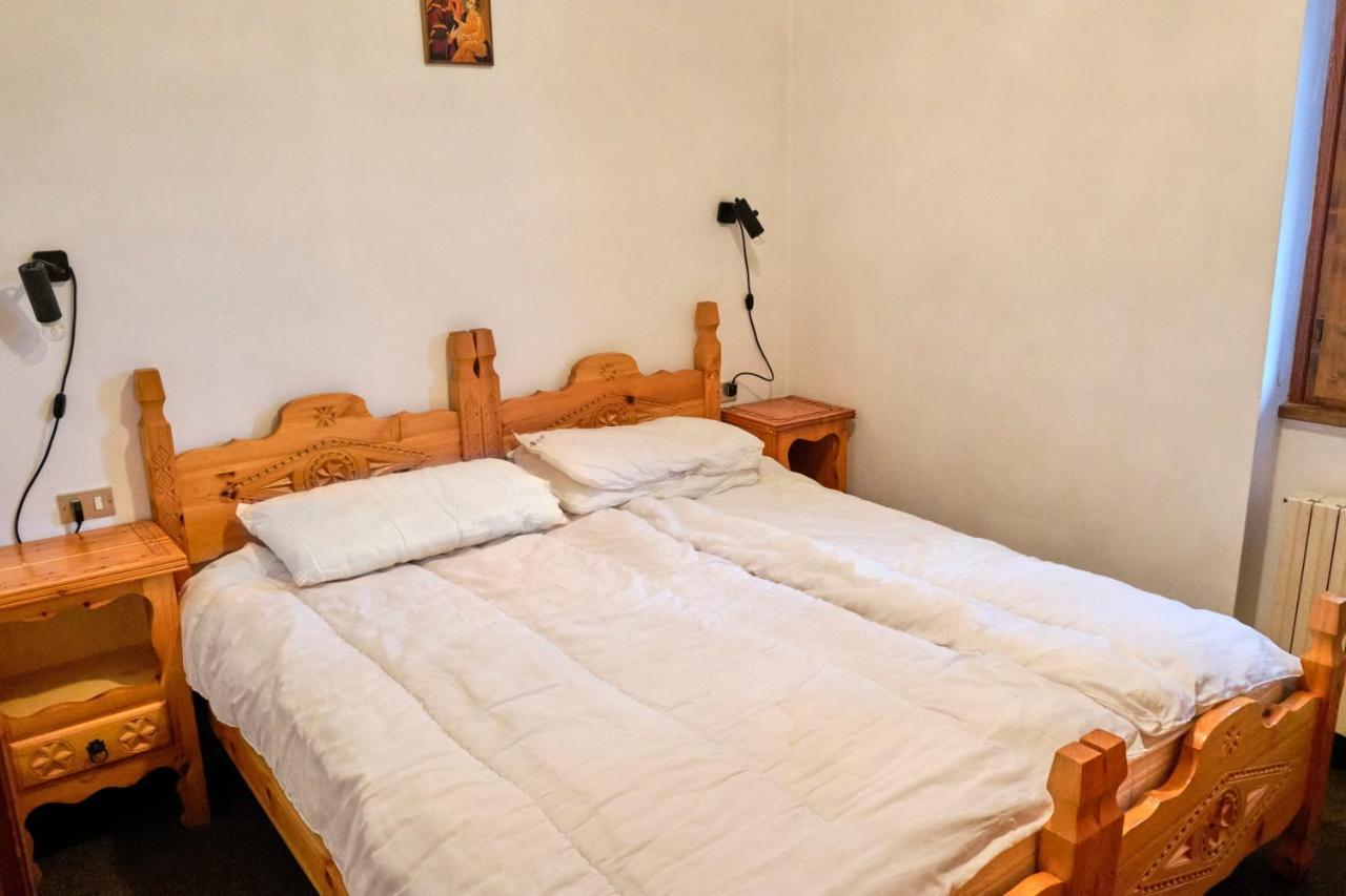 Teola Apartment Ливиньо Екстериор снимка